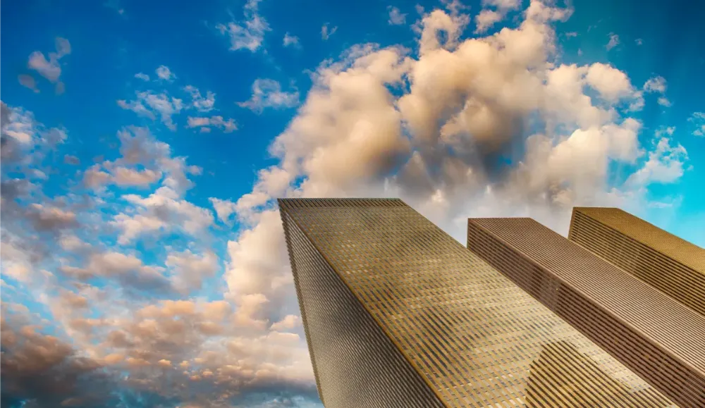 new-york-city-skyscrapers-at-sunset-2025-10-16-11-14-38-utc